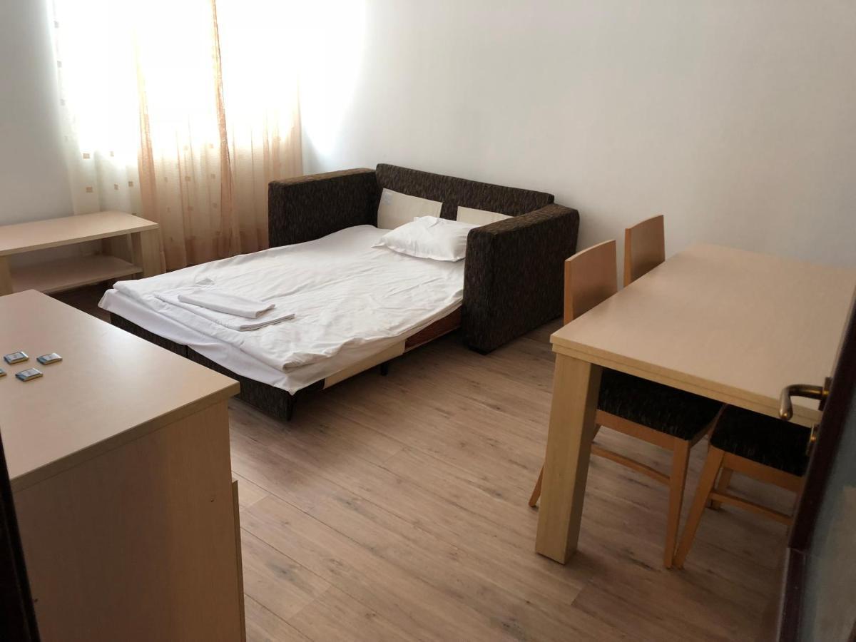 Апартамент В Хотел Стената, Пампорово Apartman Szmoljan Kültér fotó